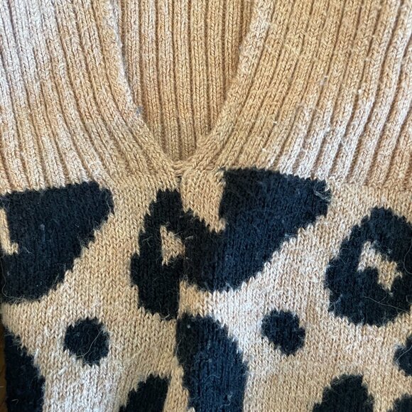 A New Day Sweater | Target Brand | Size Small | Leopard Print - Picture 6 of 7